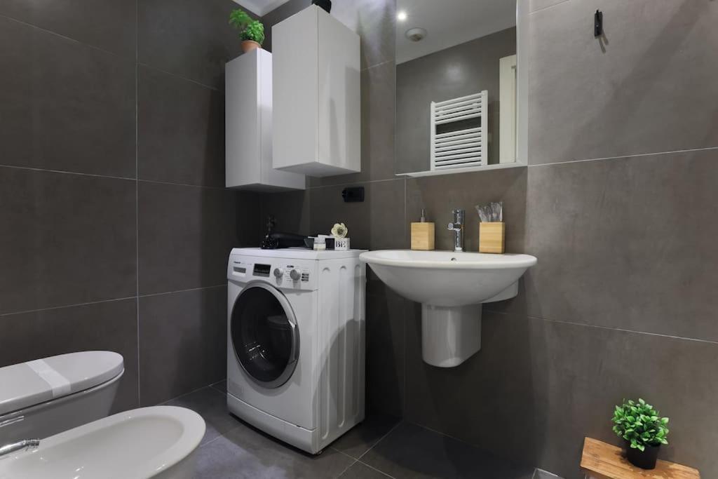 Comfort Suite Milano Centrale With Fast Wifi And Free Netflix Zewnętrze zdjęcie